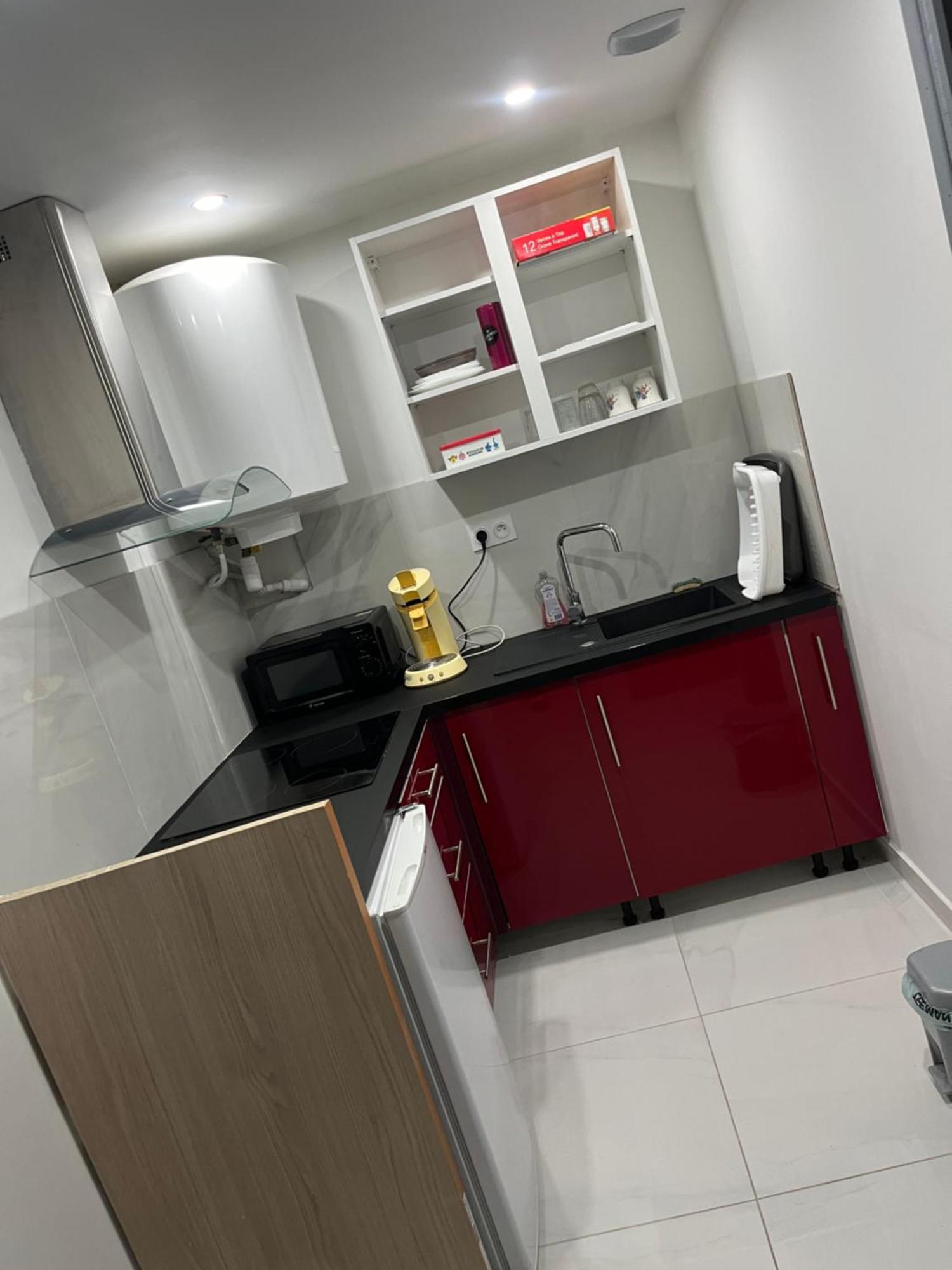 Appartement Calme Dans Villa Individuelle Bagnols-sur-Cèze Exteriör bild
